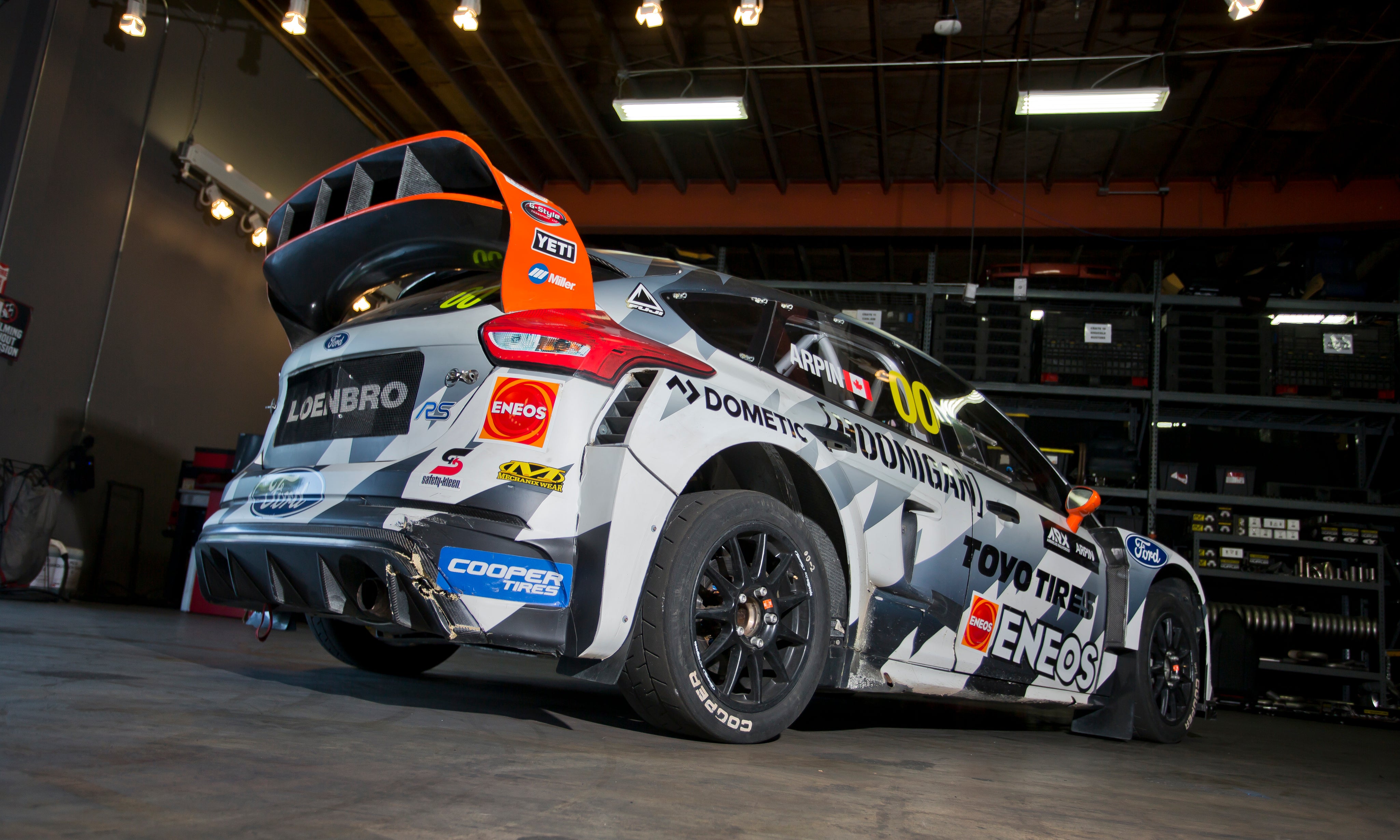 0-60mph in Under 2 Seconds!? Under the Hood of the 600hp AWD Ford Focus RS RX Rallycross Car