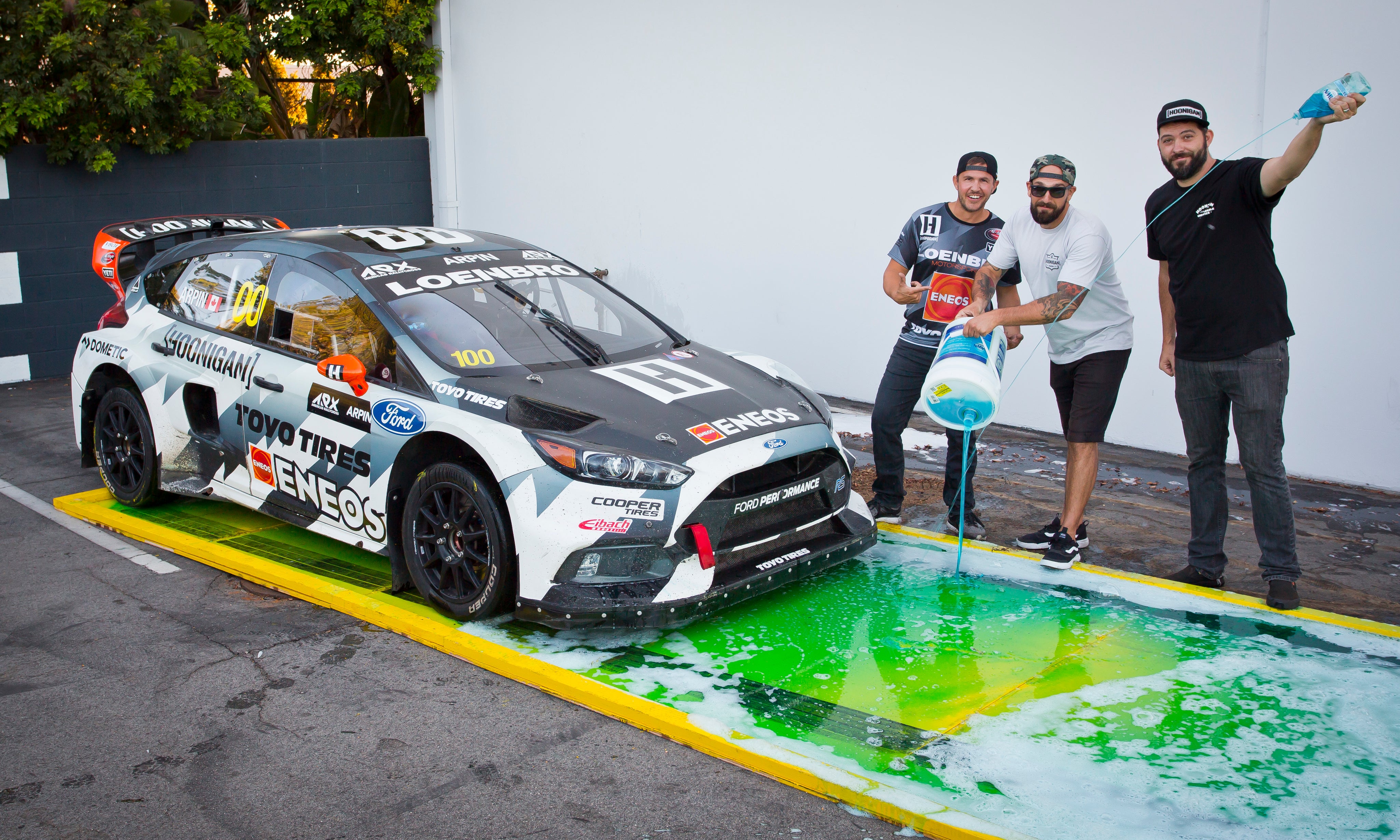 Can Dish Soap Stop a 650hp AWD Rallycross Car From Launching??