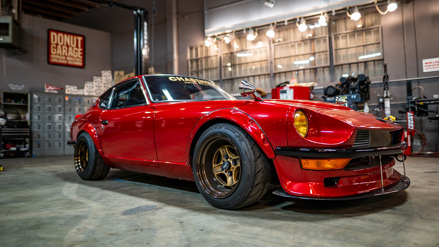 Crazy Clean Garage Build: SR20 Powered Chasing Js 240z