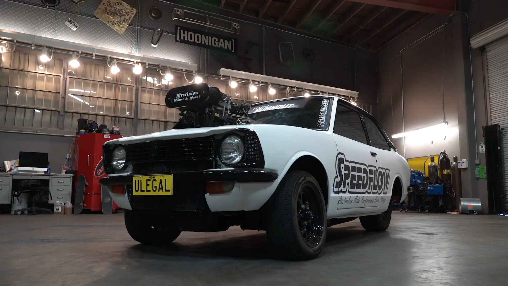 200mph Wheel Speed Burnout car: 600hp Methanol V8 ULEGAL Corolla