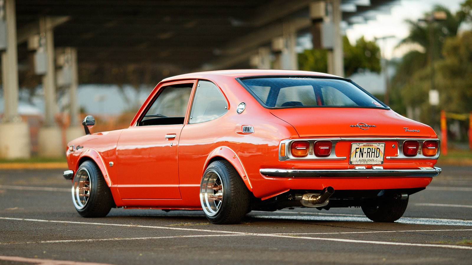 Checking Out Hawaii's Old-School JDM Car Scene