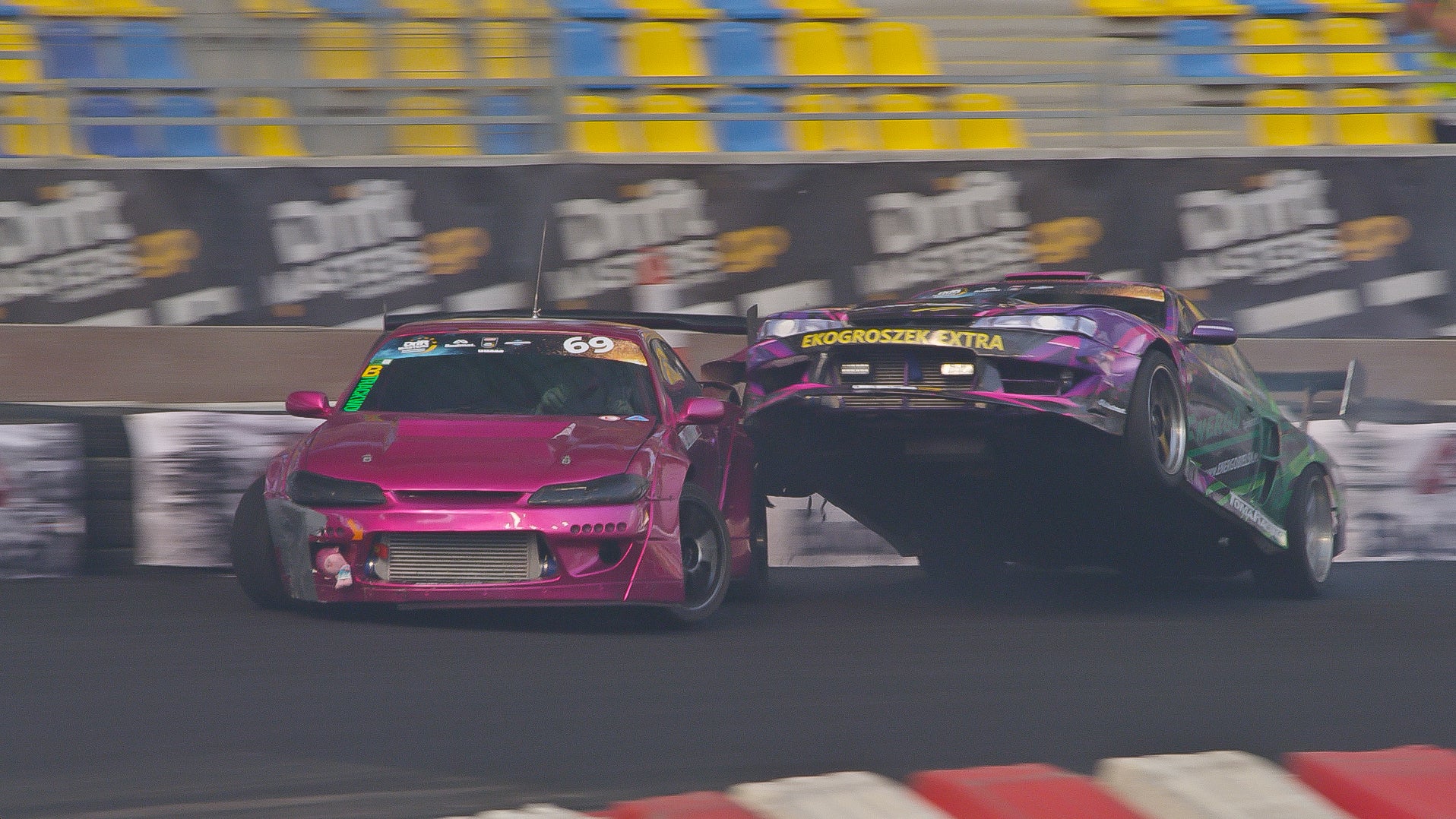 Wild Race Drone POV Footage, Savage Crashes, and More at Drift Masters!