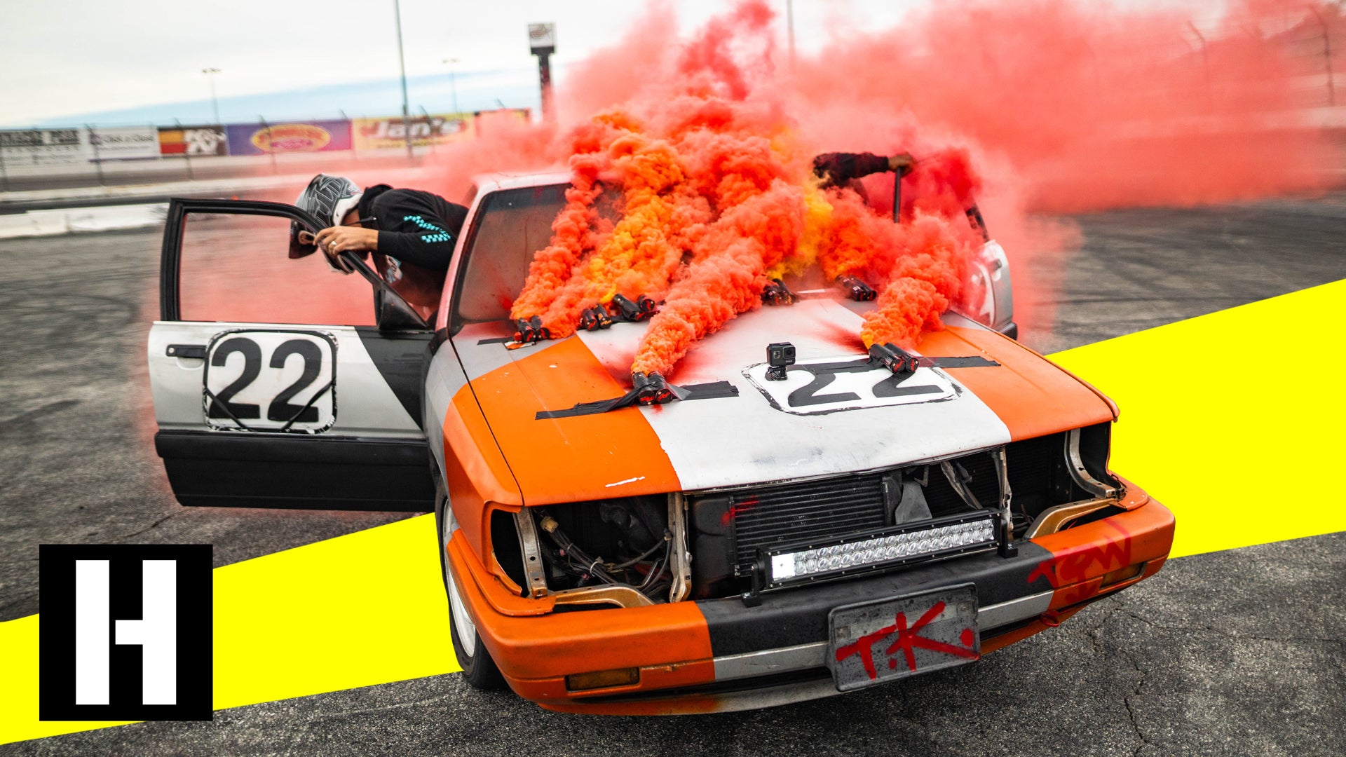 Do Smoke Screens Work in a Car Chase??