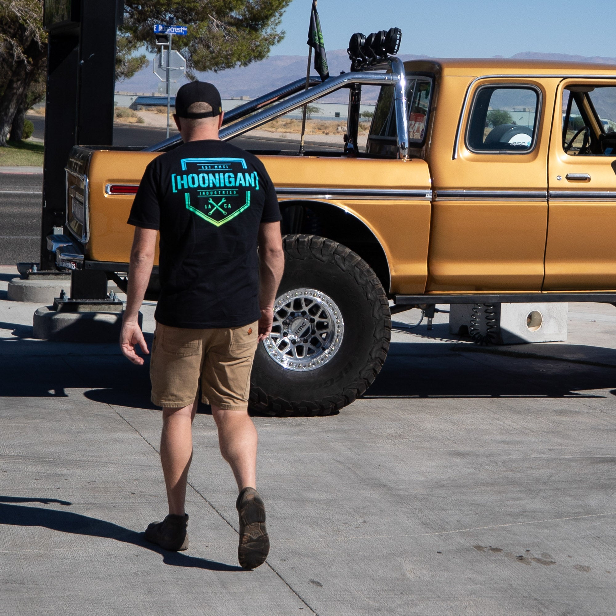 Hoonigan BRACKET X LOGO Short Sleeve T-Shirt