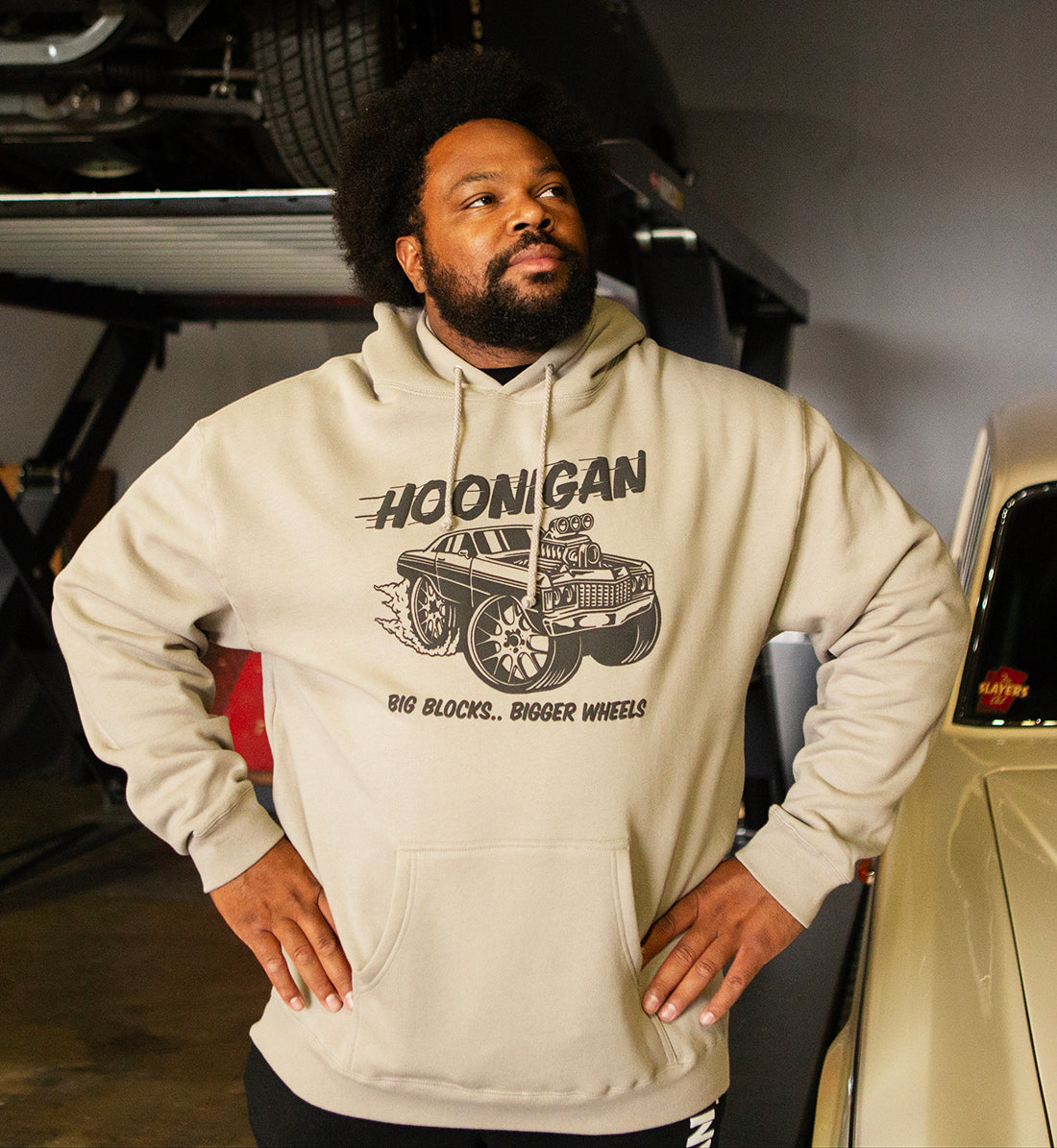 Hoonigan RIDONKULOUS pullover hoodie in black, featuring bold white graphics on the front and a relaxed fit, designed for casual wear.