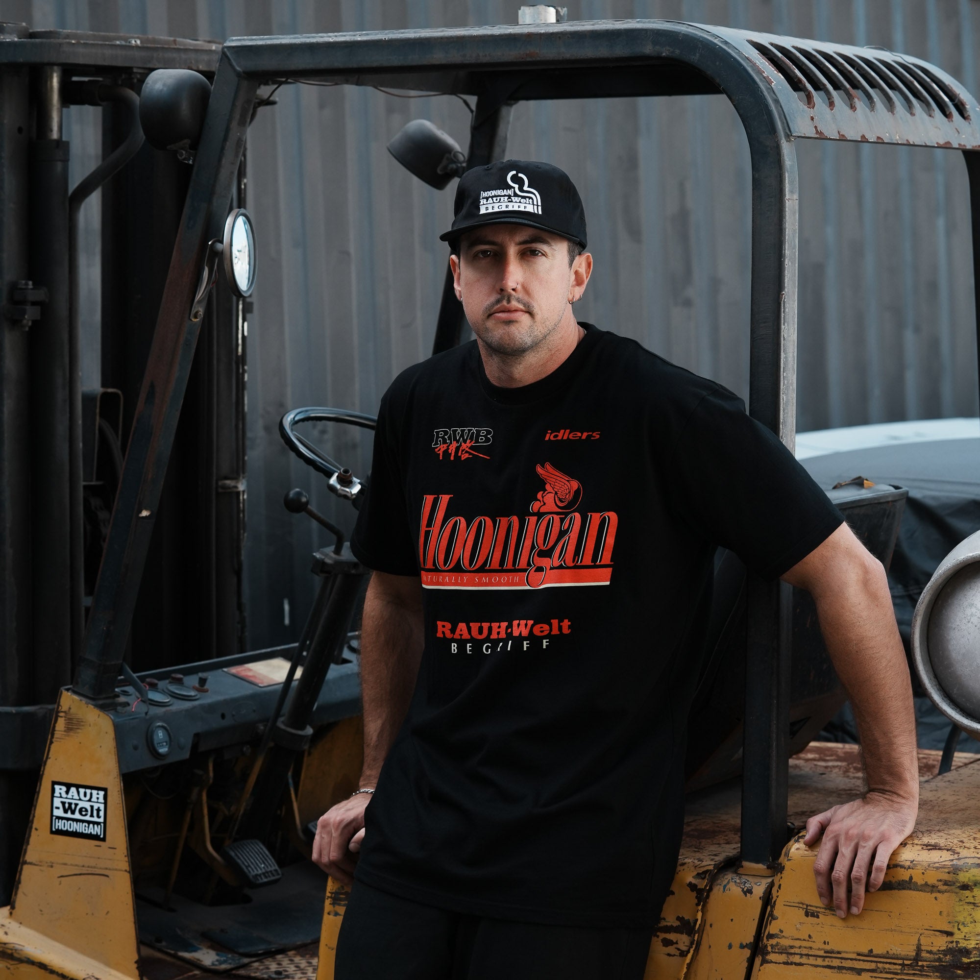 Hoonigan x RWB TIRE SMOKING Short Sleeve T-Shirt